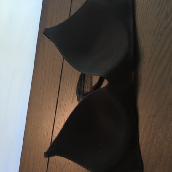 Victoria's Secret T-shirt Lightly Lined Wireless Bra 32D Black - Picture 7 of 12